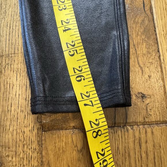 SPANX Faux Leather Leggings Women’s Sz Medium Black High Rise Pants - Picture 5 of 7